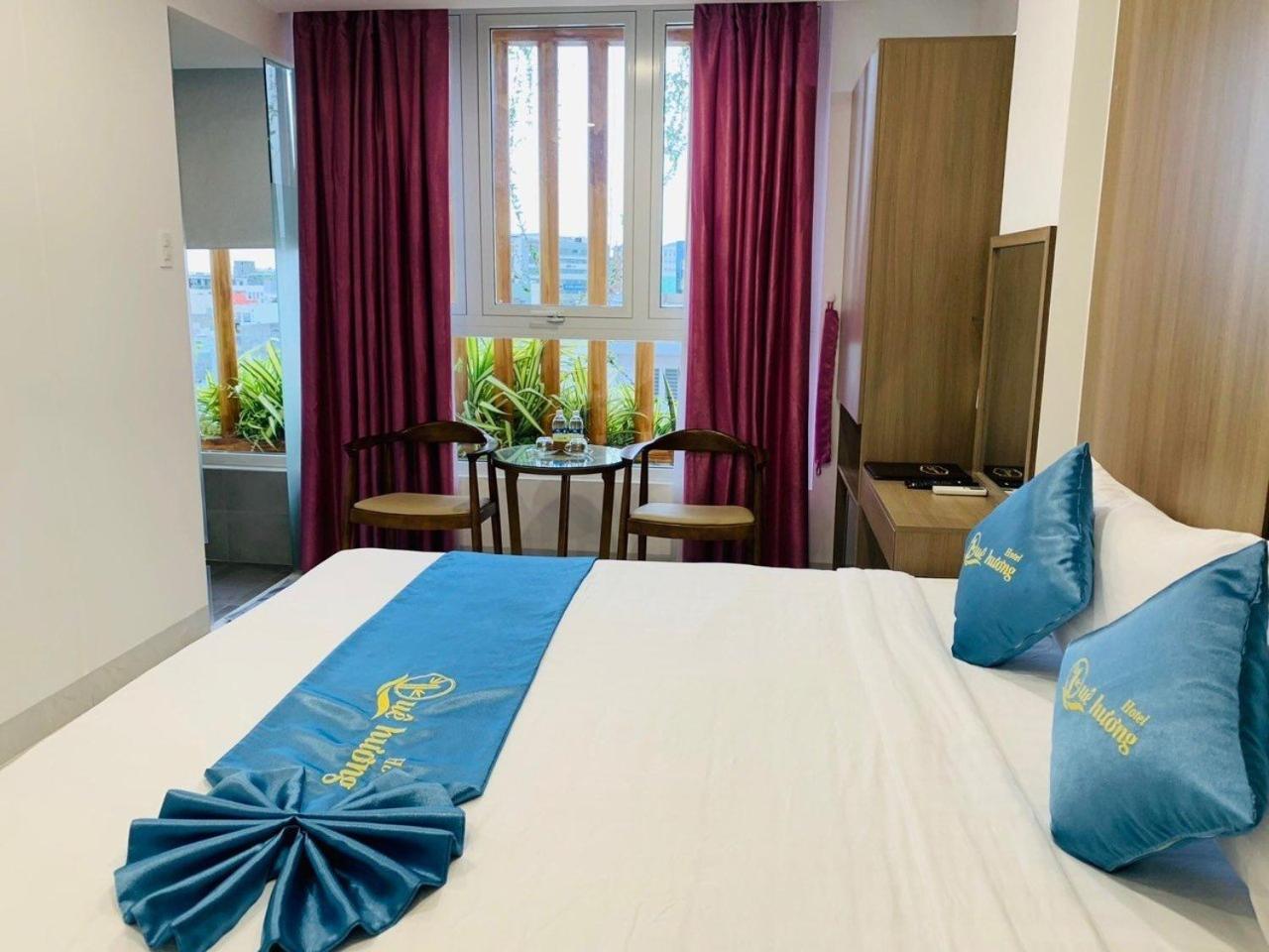 Que Huong Hotel Quy Nhon Bagian luar foto