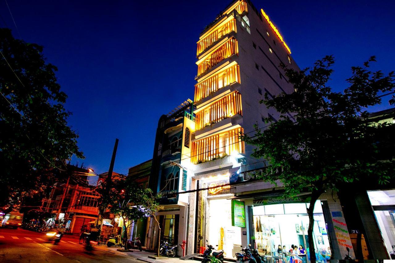 Que Huong Hotel Quy Nhon Bagian luar foto