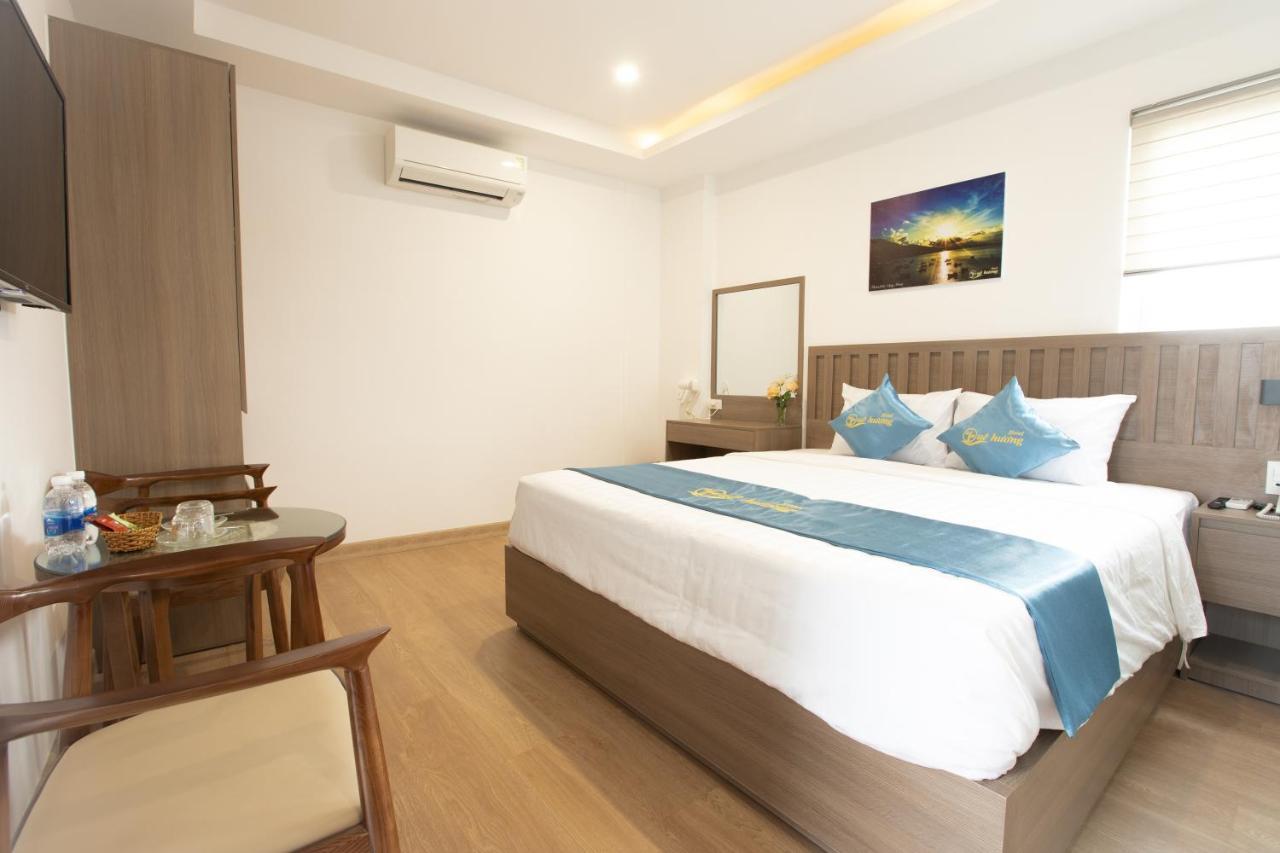 Que Huong Hotel Quy Nhon Bagian luar foto